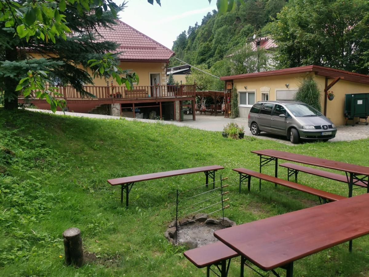 Apartamento Privát Adriana Kremnica Exterior foto